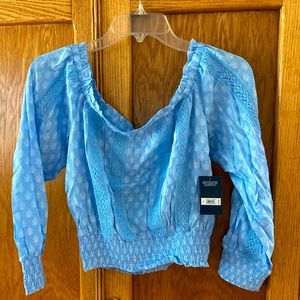 Lucky Brand NWT off the shoulder cropped blue women’s blouse w lace accents, S